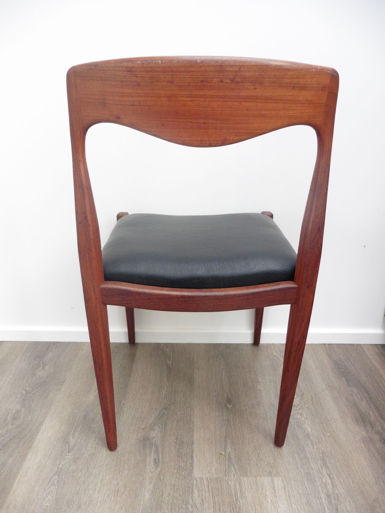 Pair of chairs Niels Otto Møller