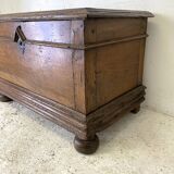 17th century chest in molded oak