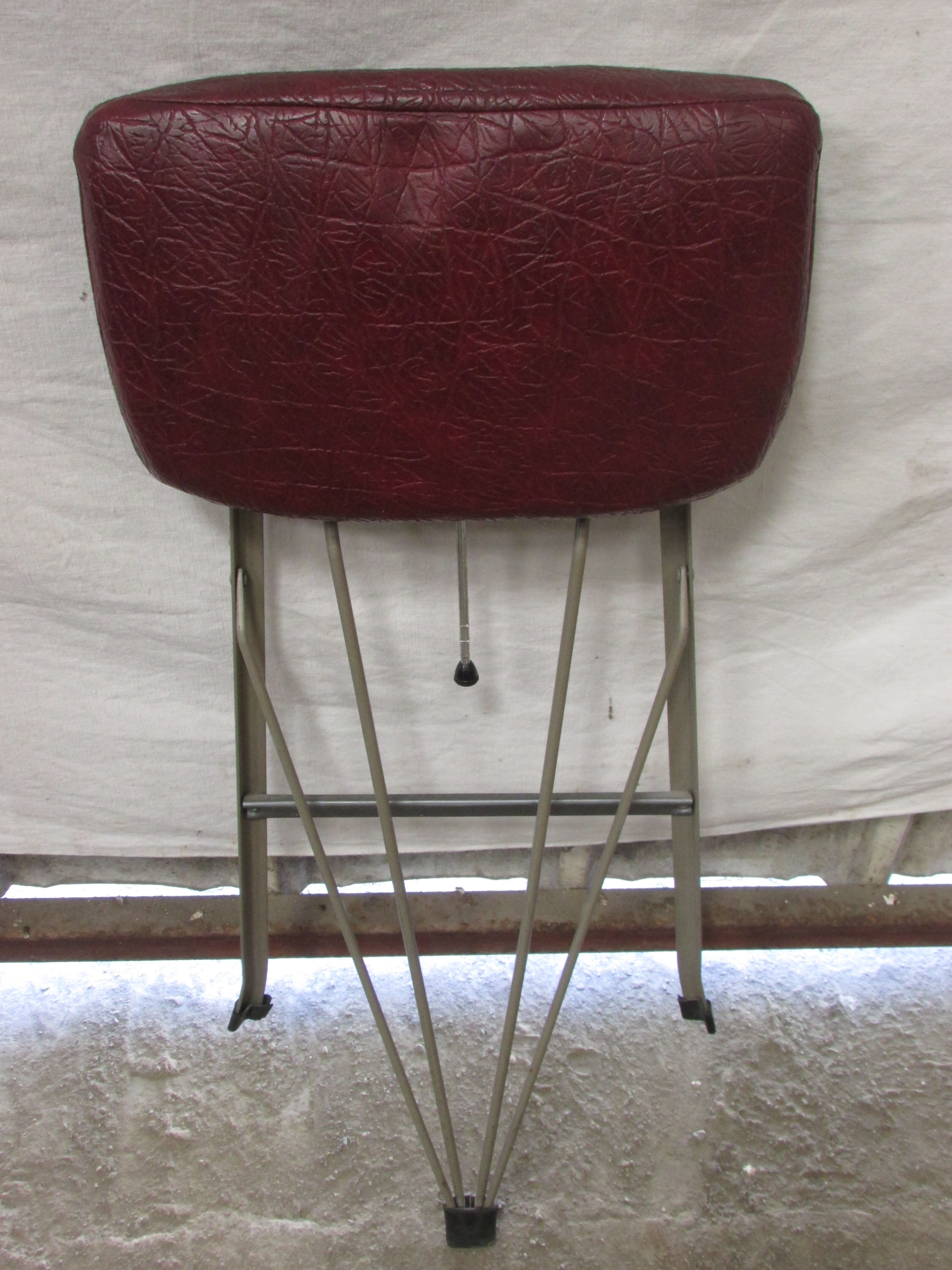 Tabouret industriel vintage " Libellule "