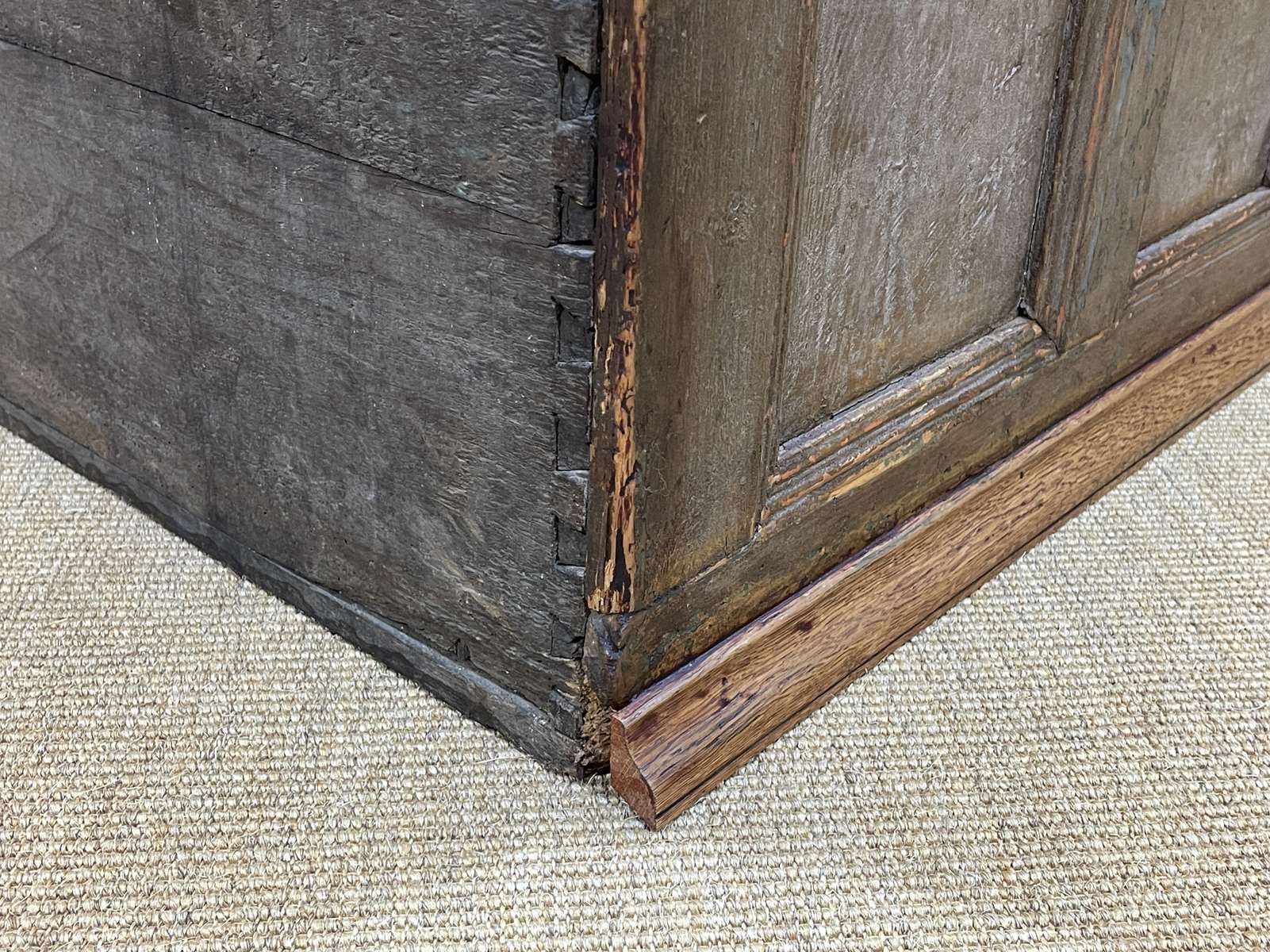 Chest of the seventeenth century in oak and fir