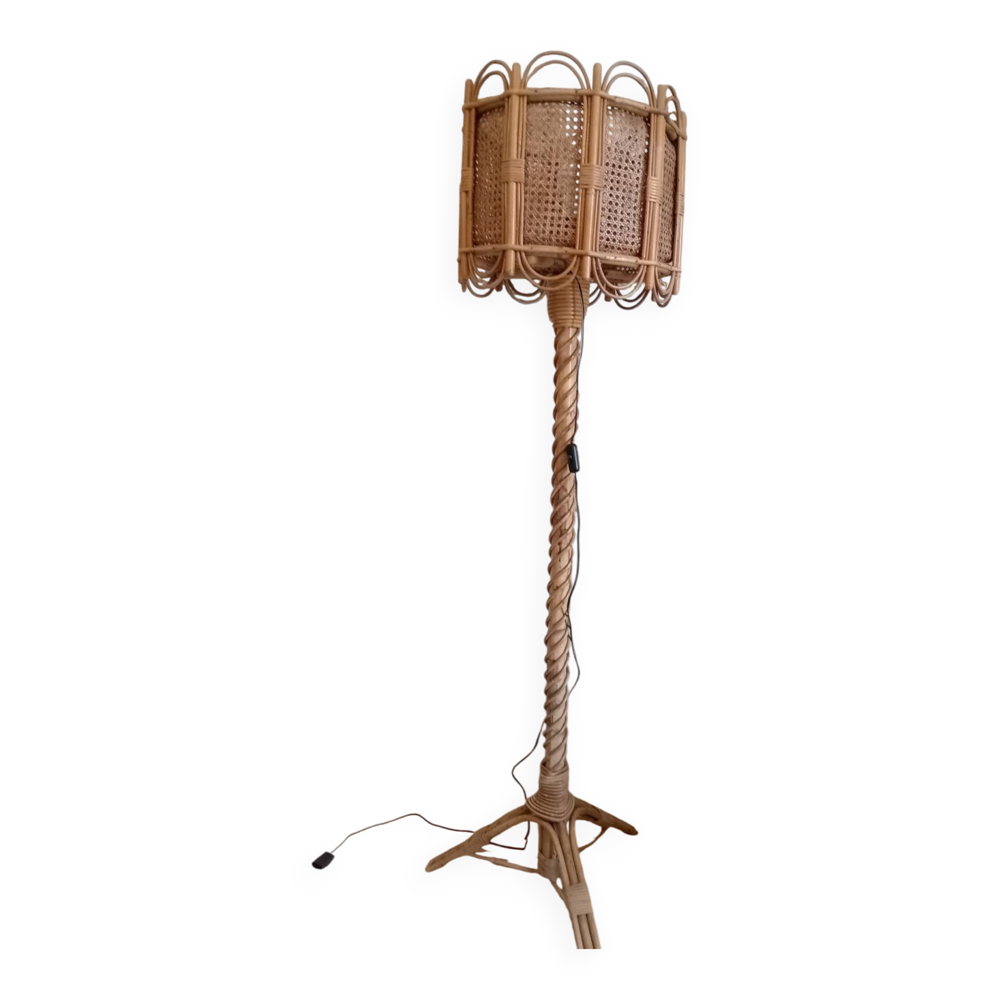 Rattan floor lamp