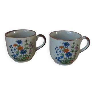 Set of two Mugs in Speckled Stoneware Small Wild Flowers Bohemian Retro