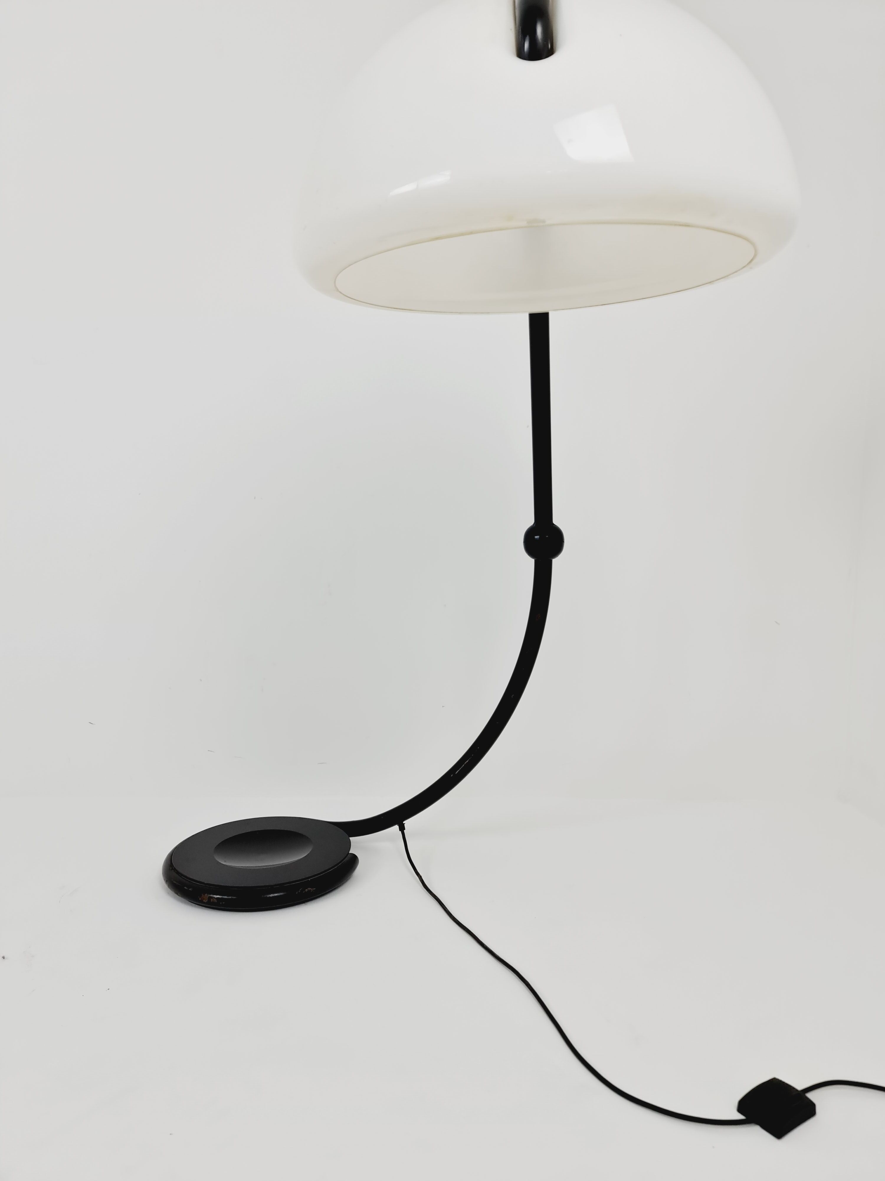 Serpentine floor lamp by Elio Martinelli for martinelli luce, 1970s