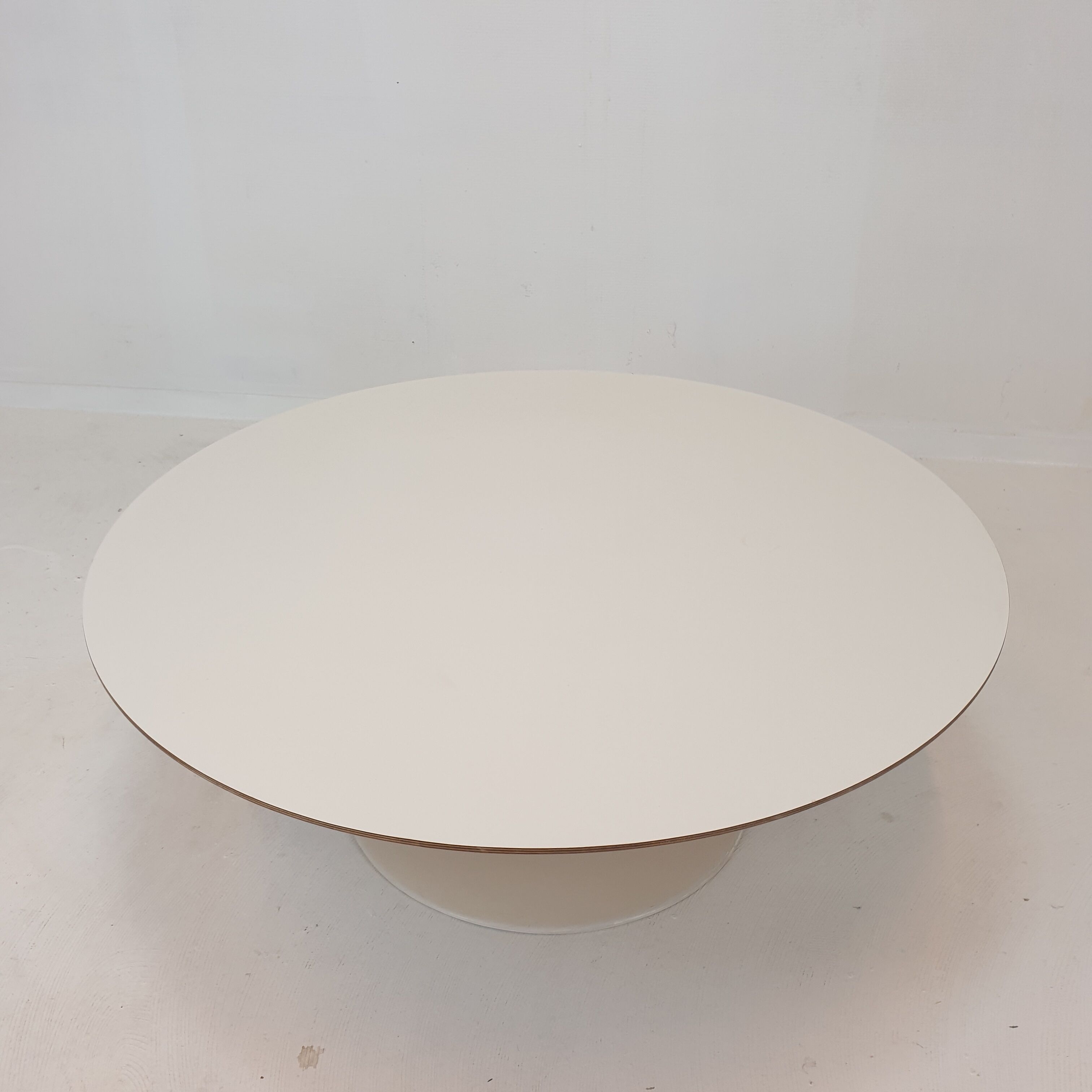 "Circle" Coffee Table by Pierre Paulin for Artifort, 1960's