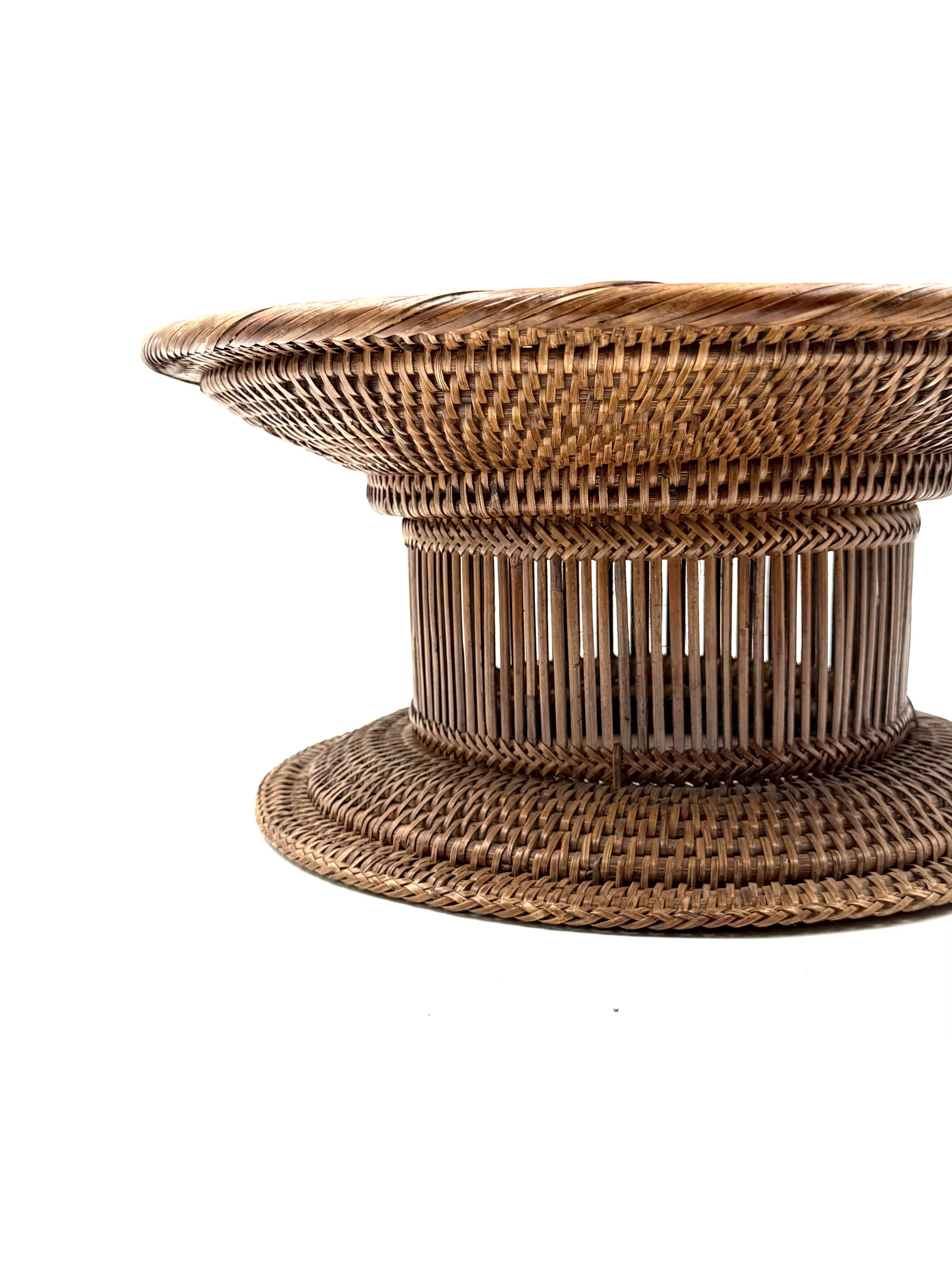 Centre de table, coupe en osier, Italie 1960