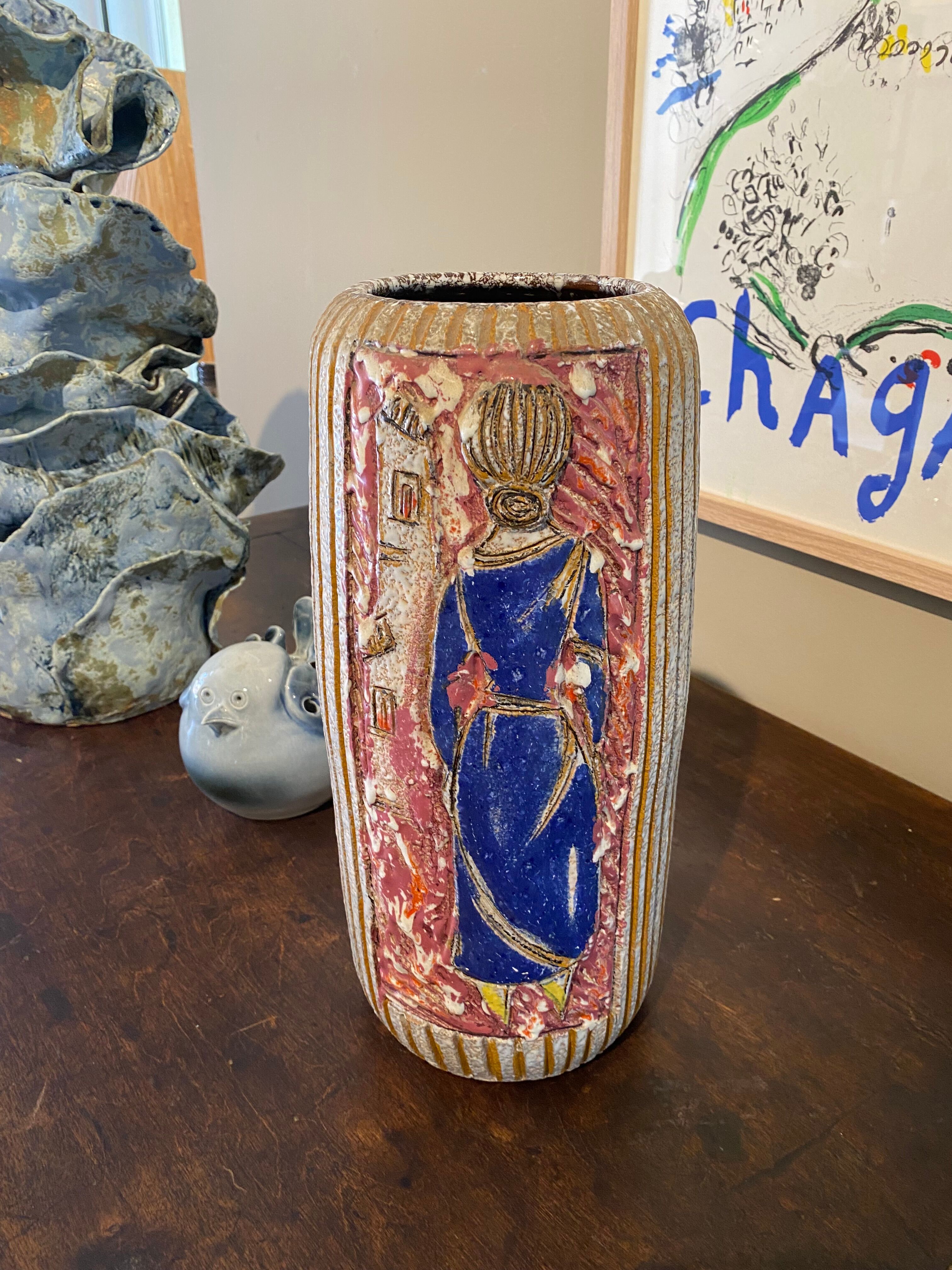 Large ceramic vase decorated with women