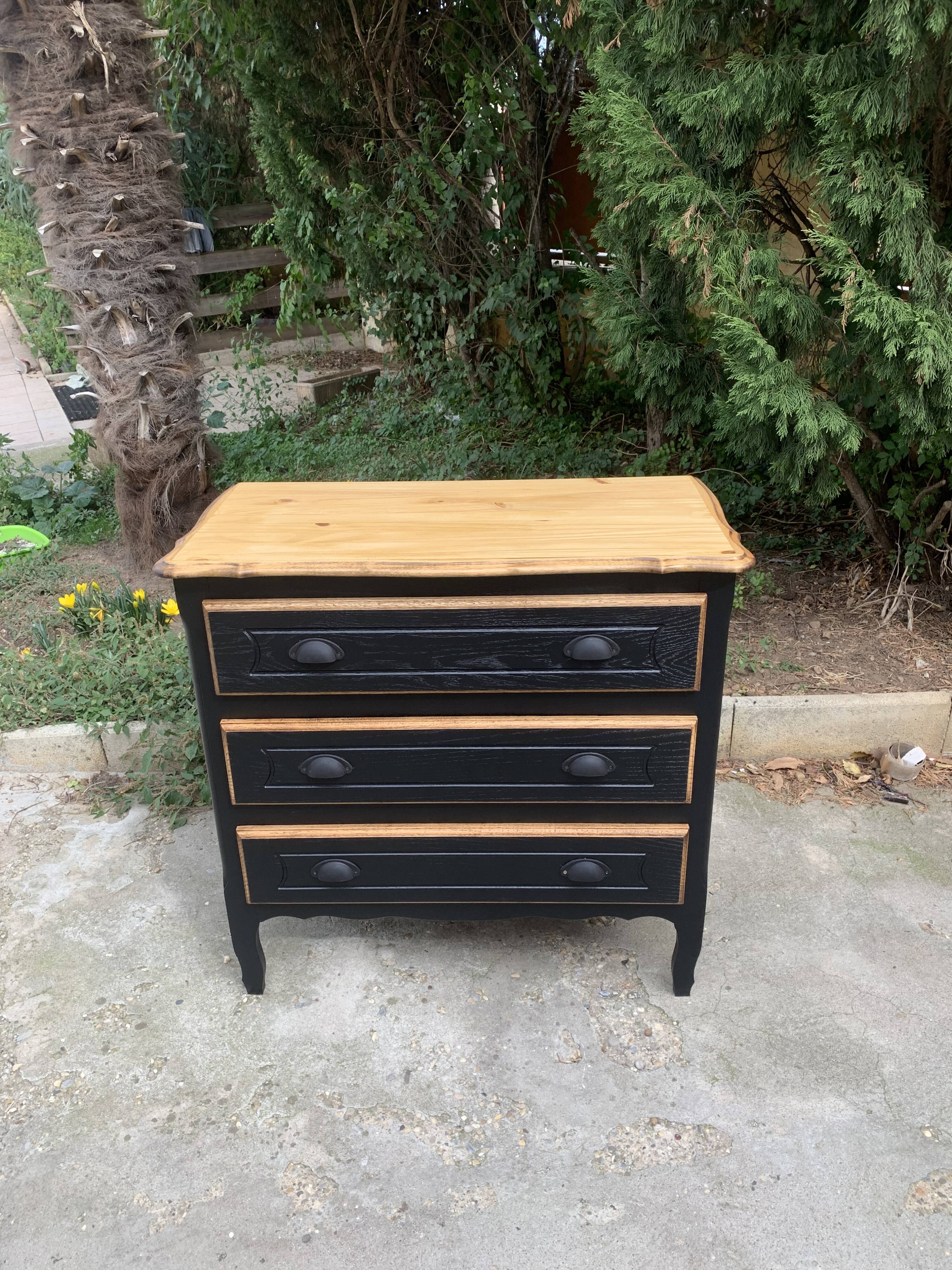 Old Louis Philippe style chest of drawers completely renovated