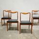 Série de 4 chaises scandinaves vintage en teck et en skaï
