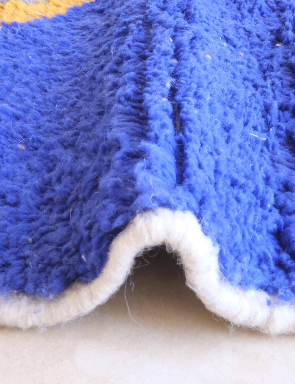 Abstract Berber Rug - 275 x 212 cm