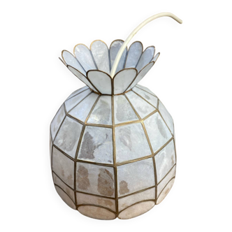 Suspension in white mother-of-pearl and brass