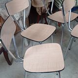 Chaise en formica