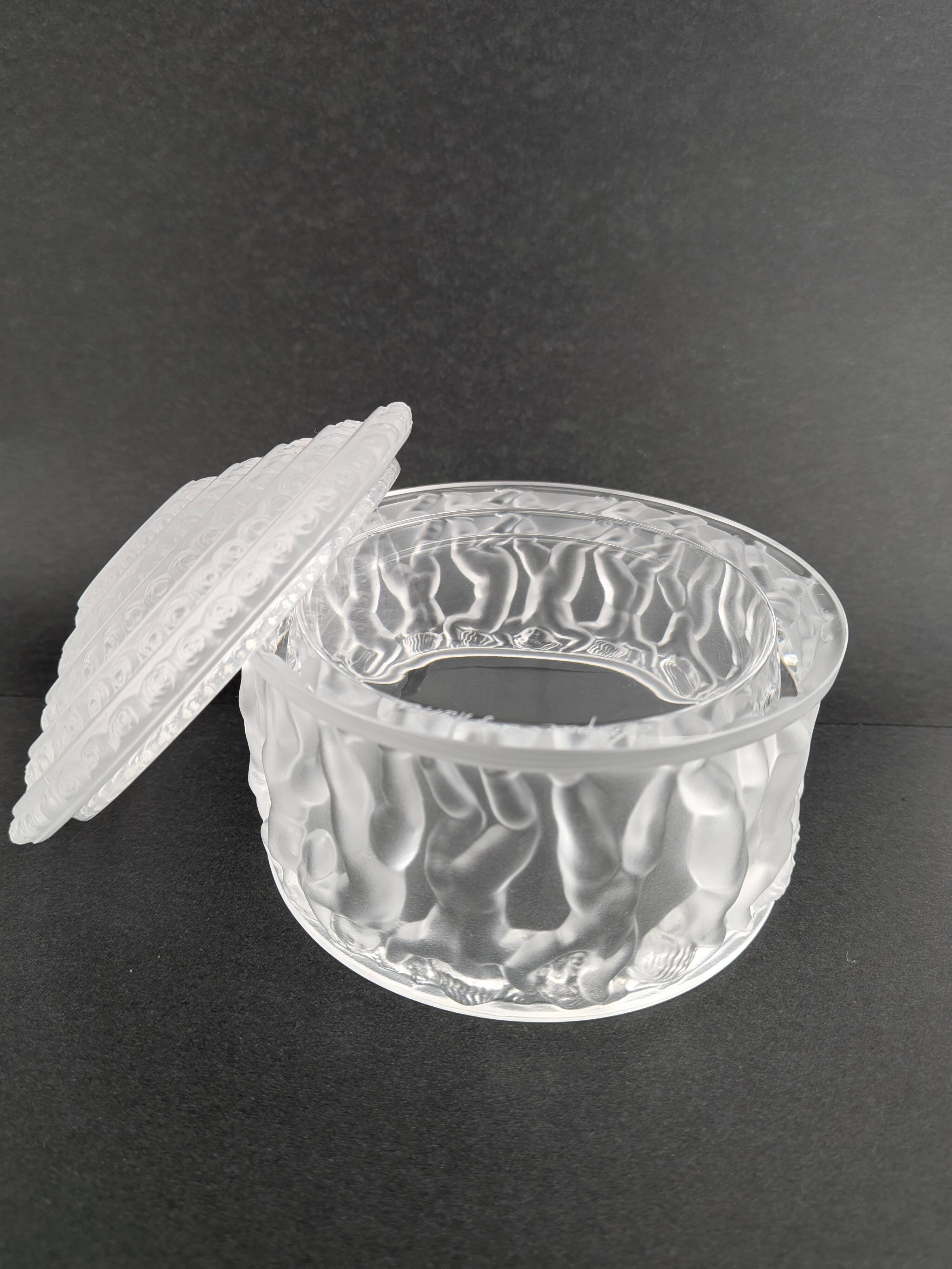 Lalique crystal box modelled as "Les Enfants".