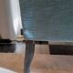 Fauteuil chauffeuse Napoléon 3 en velours bleu