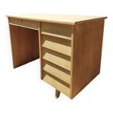 Renovated vintage office