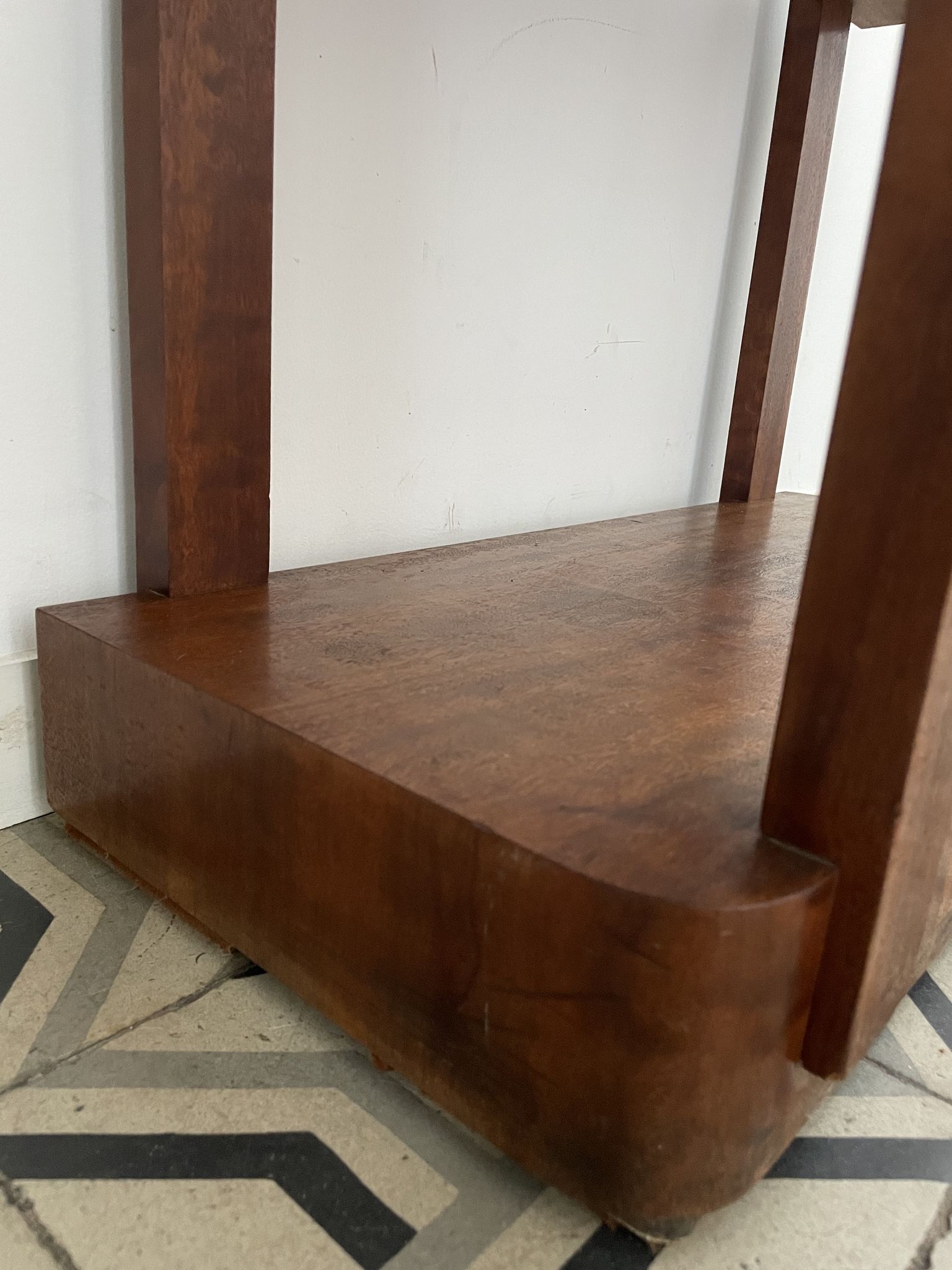 Console et son miroir vers 1930