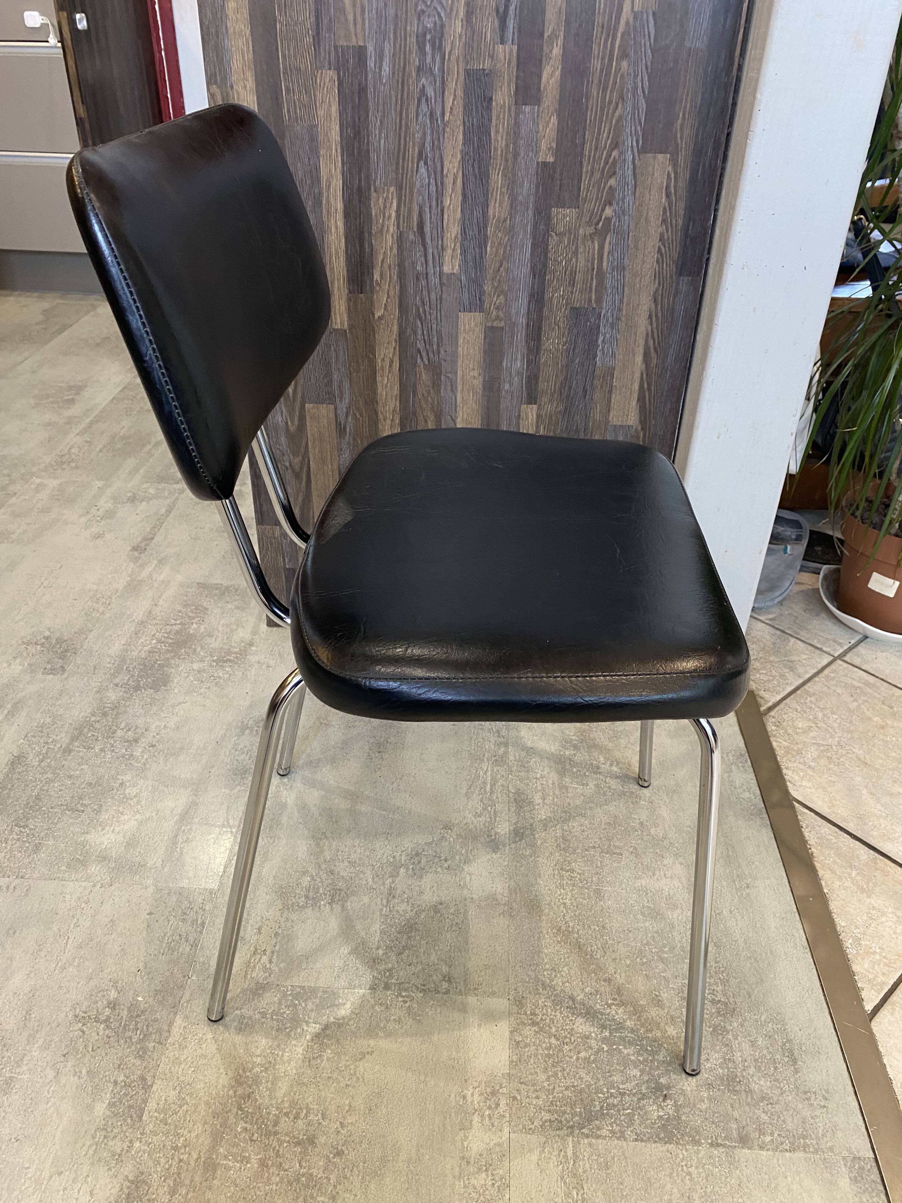 Chair N2 black vintage skai leather 1970