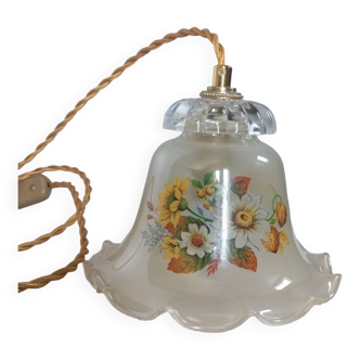 Satin ruffled tulip walking lamp with flowers, granny chic atmosphere, 60/70