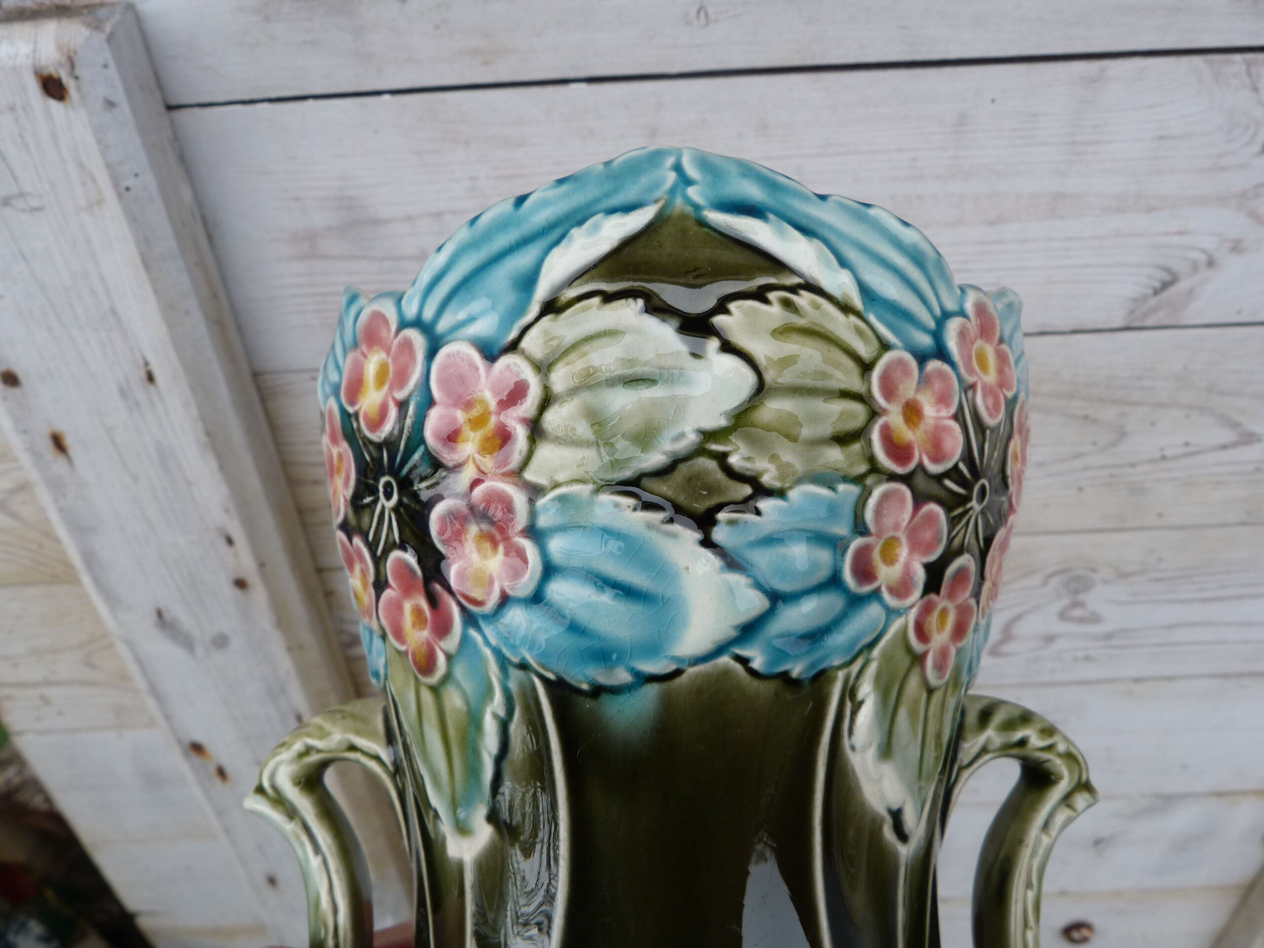 Vase Art nouveau en barbotine De Bruyn Fives Lille