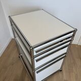 USM Haller wheeled caisson in Pure White