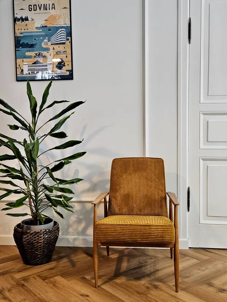Original vintage polish chair 300-190 from the 1960s designed by h. lisa. personalisation!