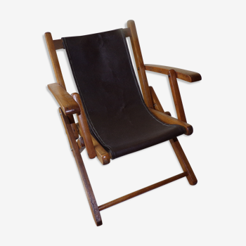 Folding wooden toddler armchair