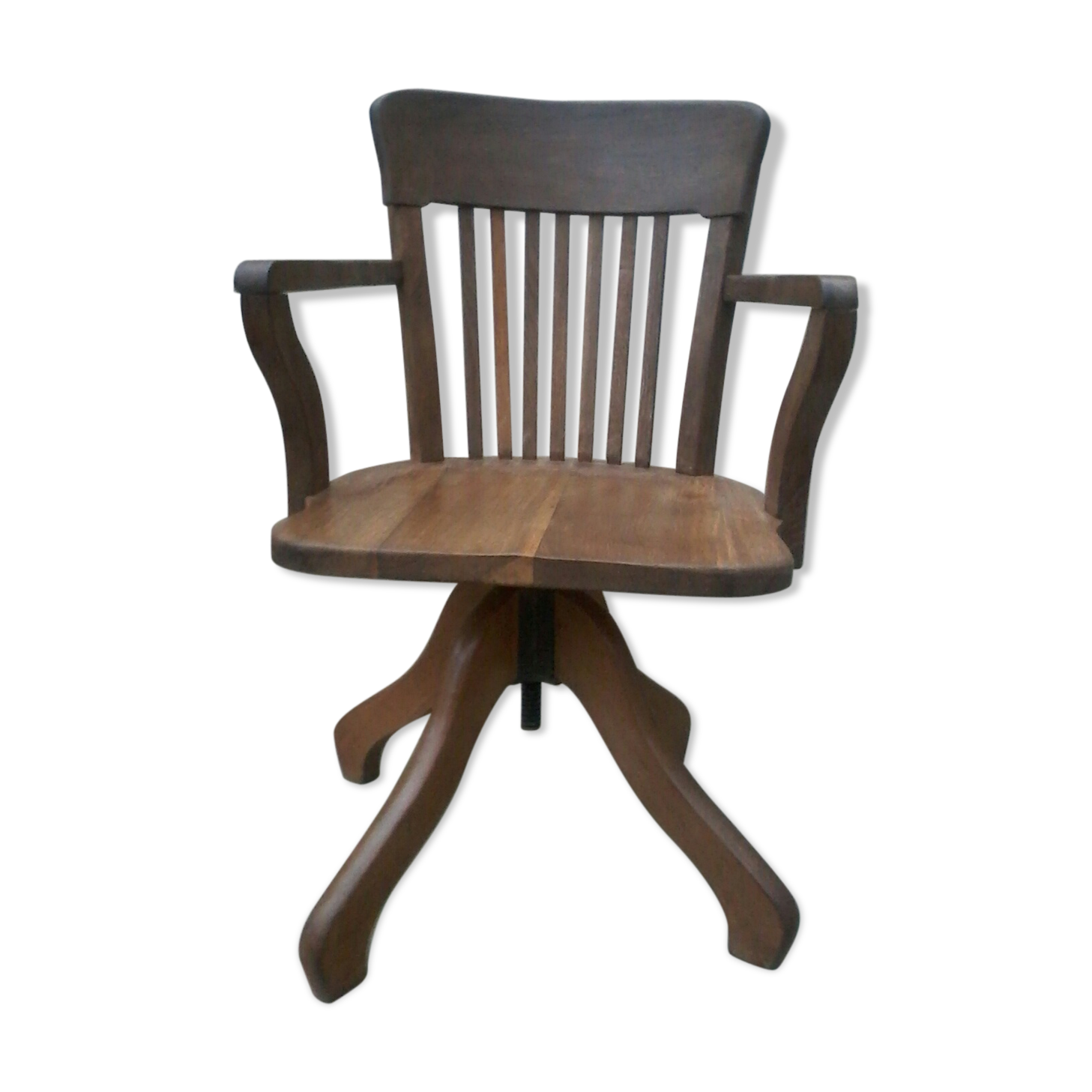 American office swivel and adjustable in height Chair