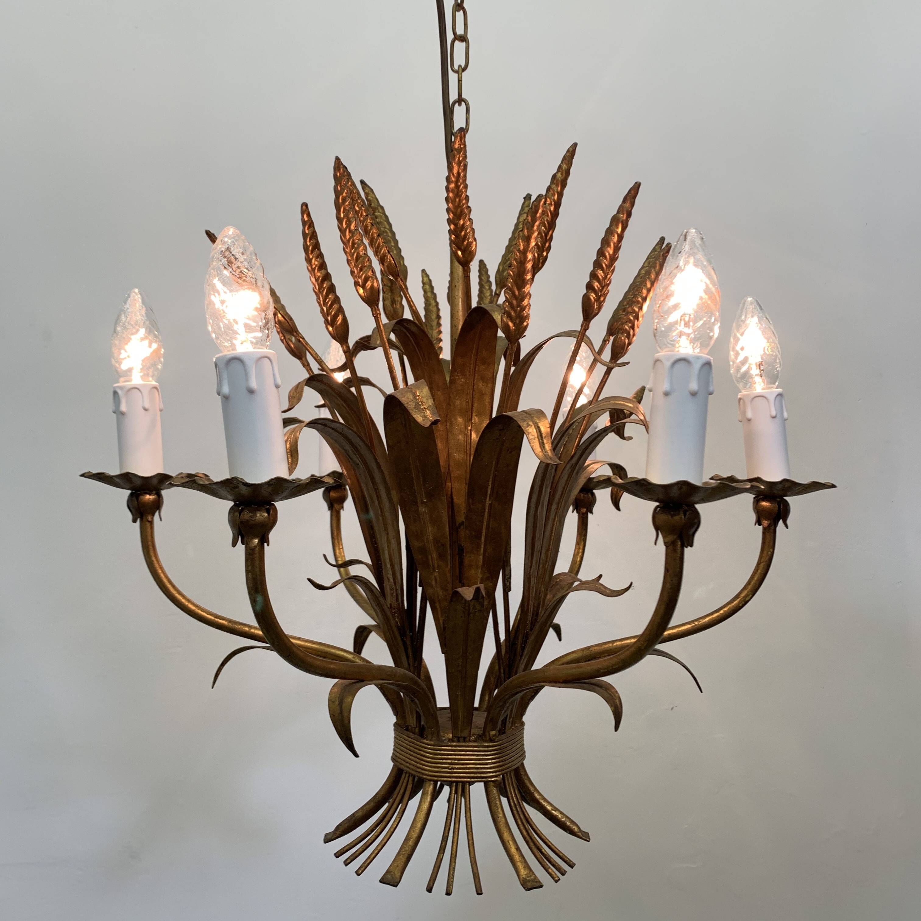 Large wheat sheaf leaf gold gilt chandelier, 1960’s