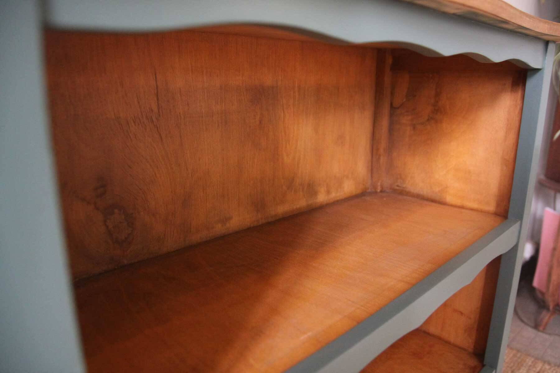 Vintage wooden bibus/bookcase