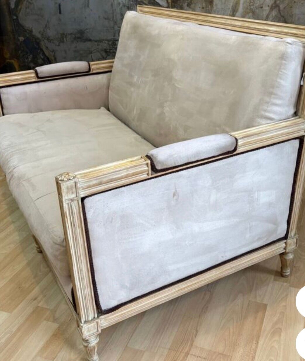 Louis XVI style canapé