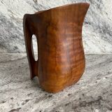 Single-walled pitcher in olive wood