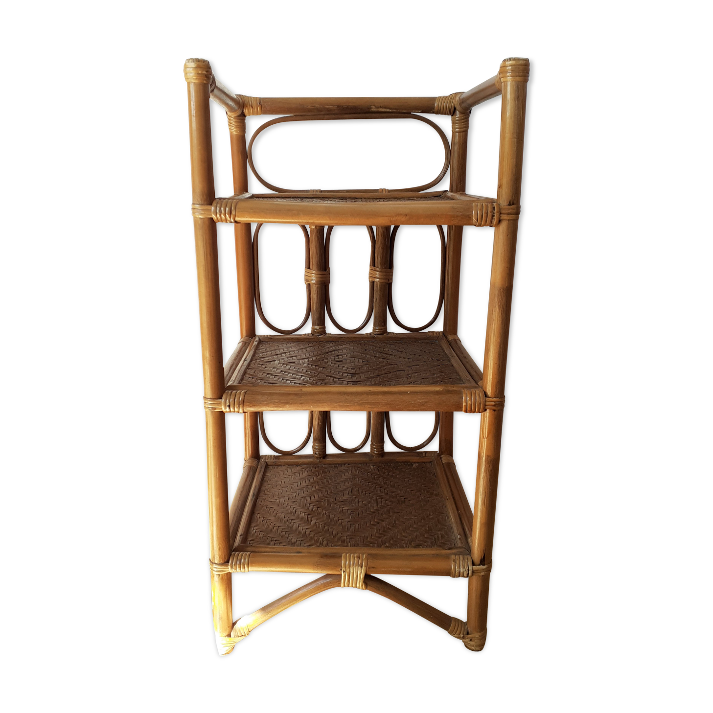 Small vintage rack in rattan