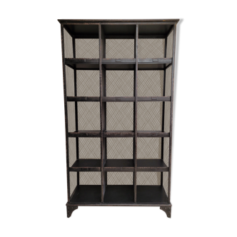 Industrial shelf style postal sorting