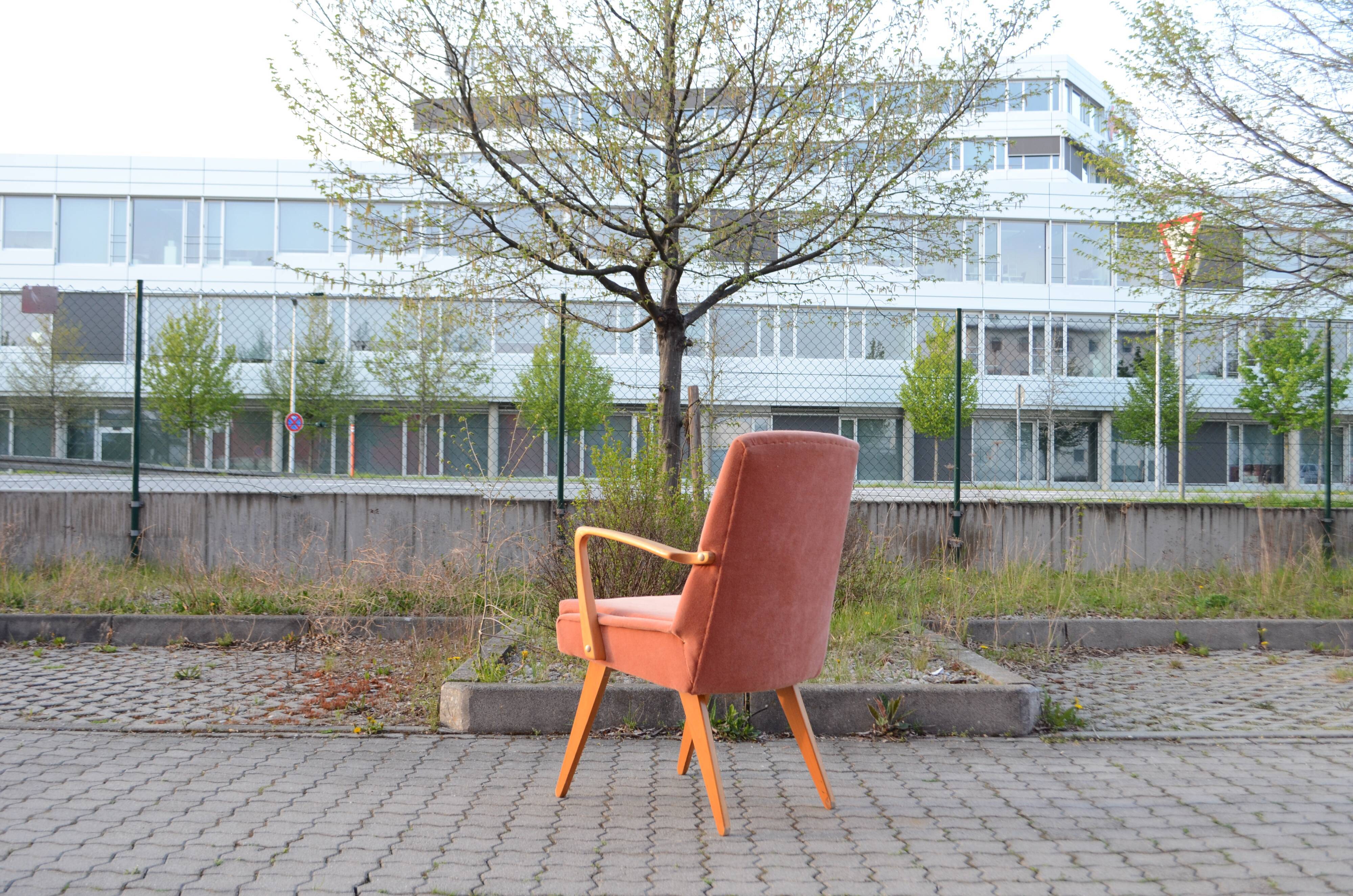 Scissor Easy Chair