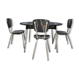 Roundtable and chairs