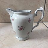 Coffee service simple flower pattern