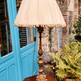 Lamp base