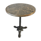 Bistro table called "guéridon parisien"