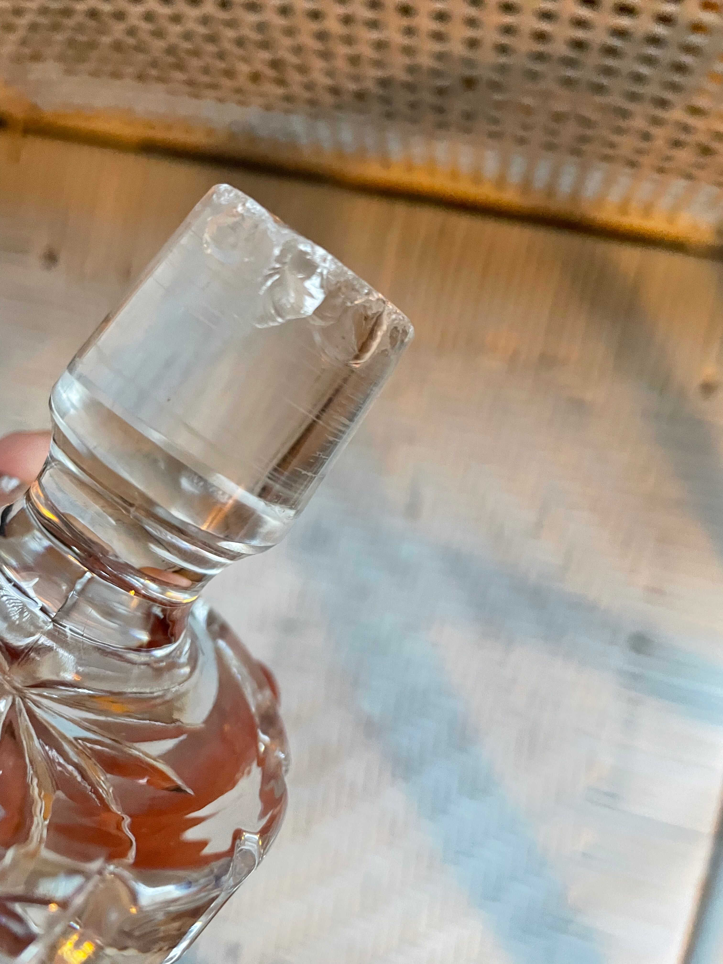 Carafon en cristal taillé H21