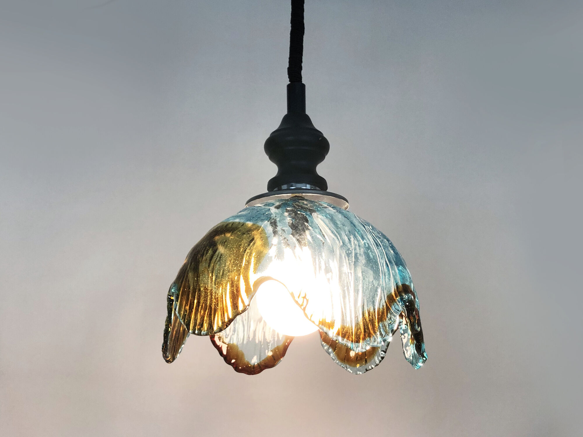 Vintage hanging lamp in blown Murano glass. 70s