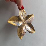 Bougeoir fleur en laiton