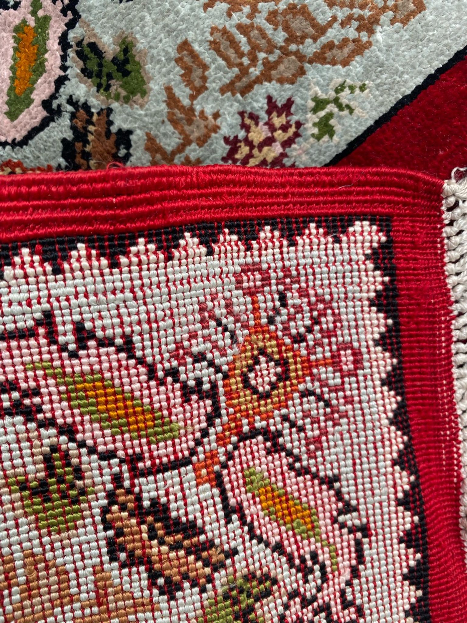 Tapis vintage turc en soie fait main 74x146 cm