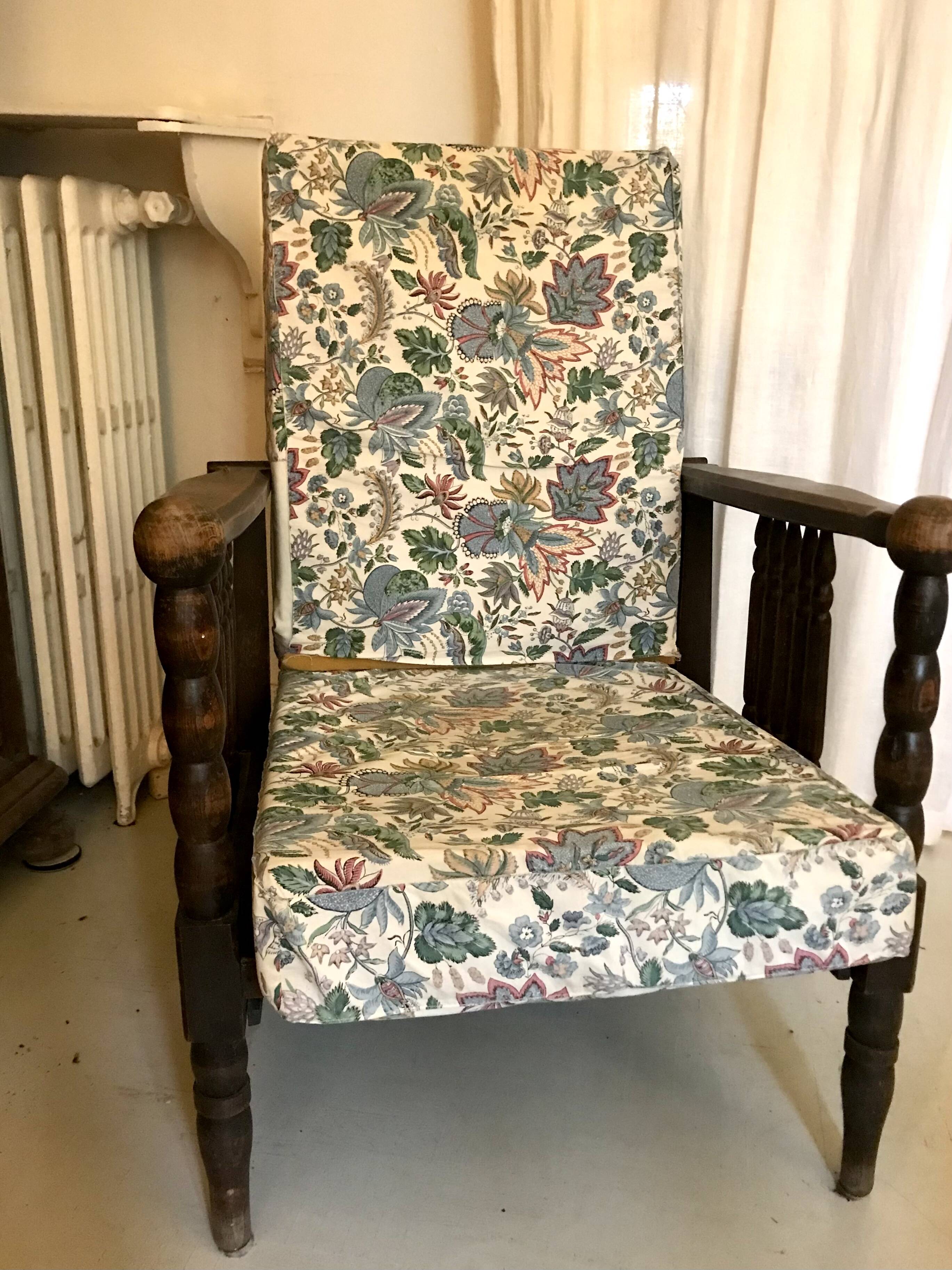 Vintage armchair Philipp Morris