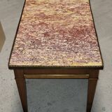 Table en marbre rose