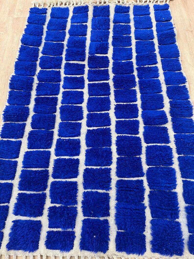 Tapis en laine pure fait main traditionnelle taille 2/3 m