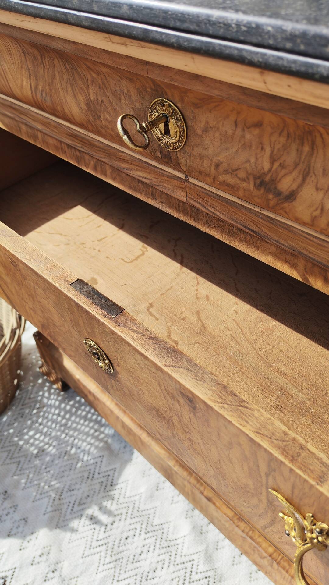 The Victorian Chest of Drawers