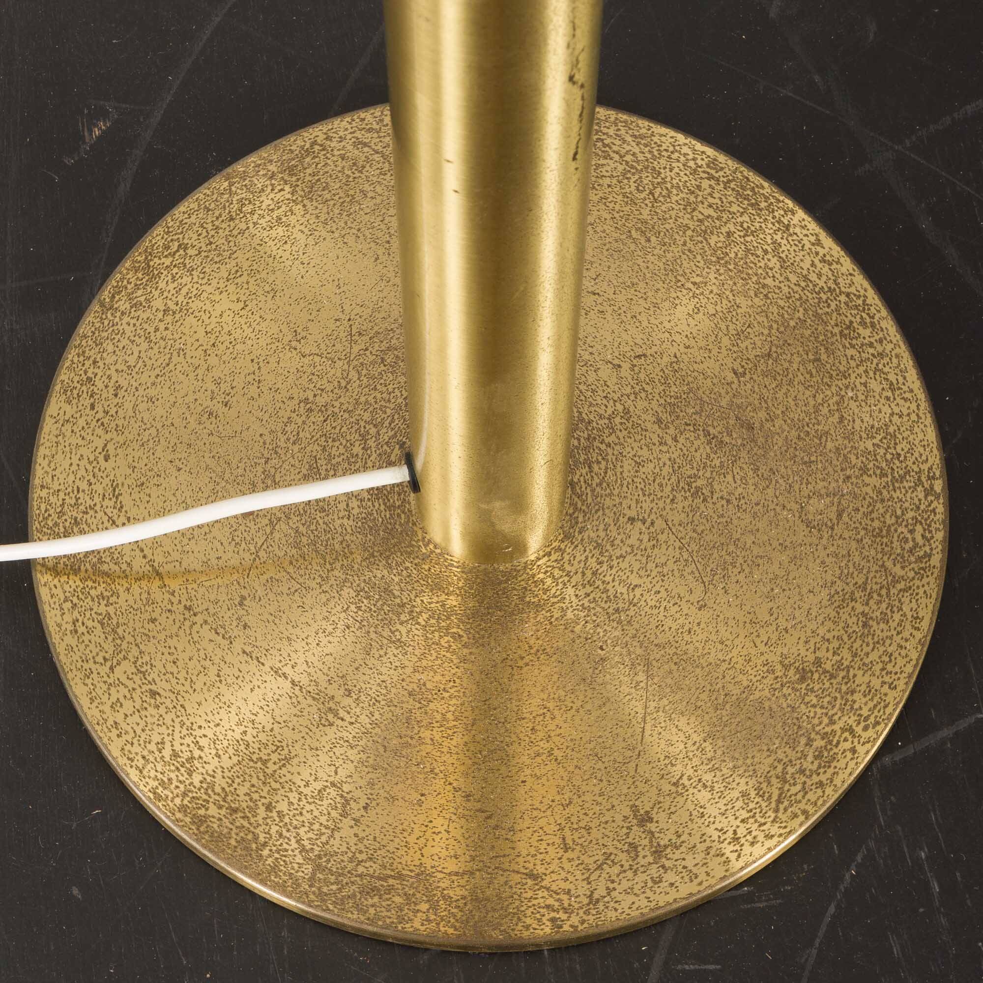 Venini Italian brass floor lamp with Murano swirl globe, Italy 1970s