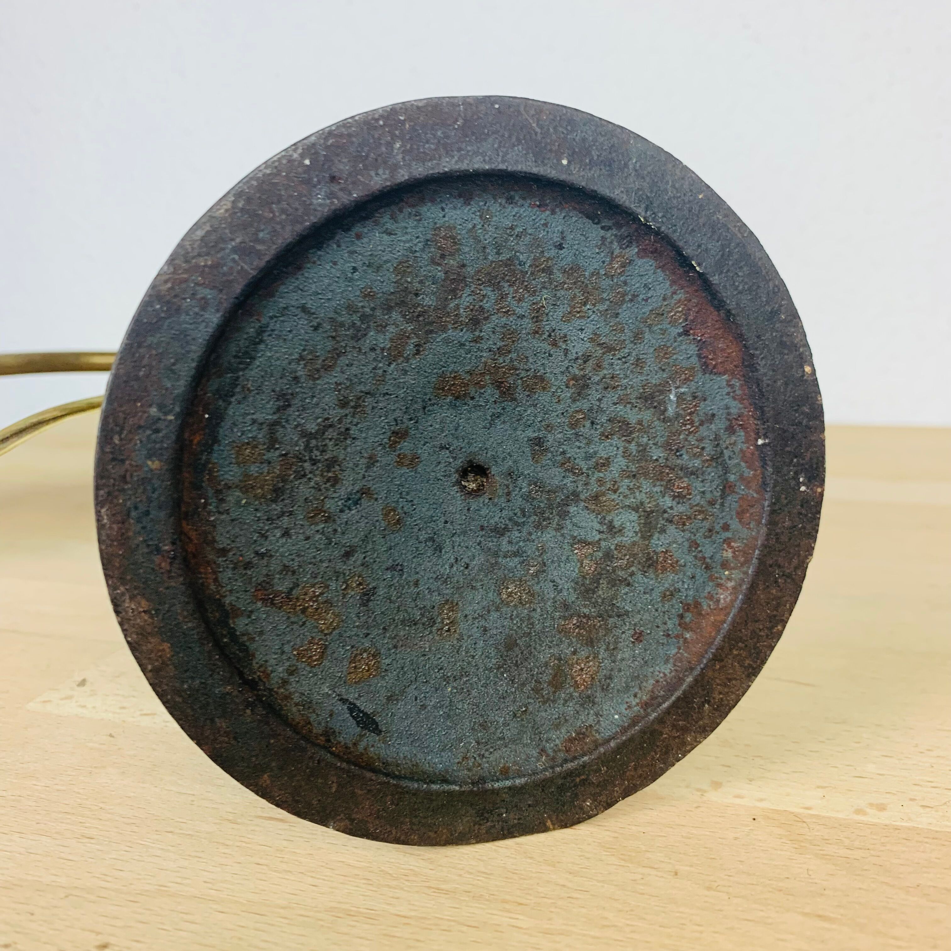 Lampe art déco monte et baisse laiton opaline