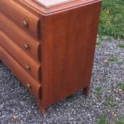 Vintage oak chest of drawers with splayed legs and 4 drawers, circa 1950
