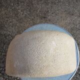 Light stone carved to Albert Tormos