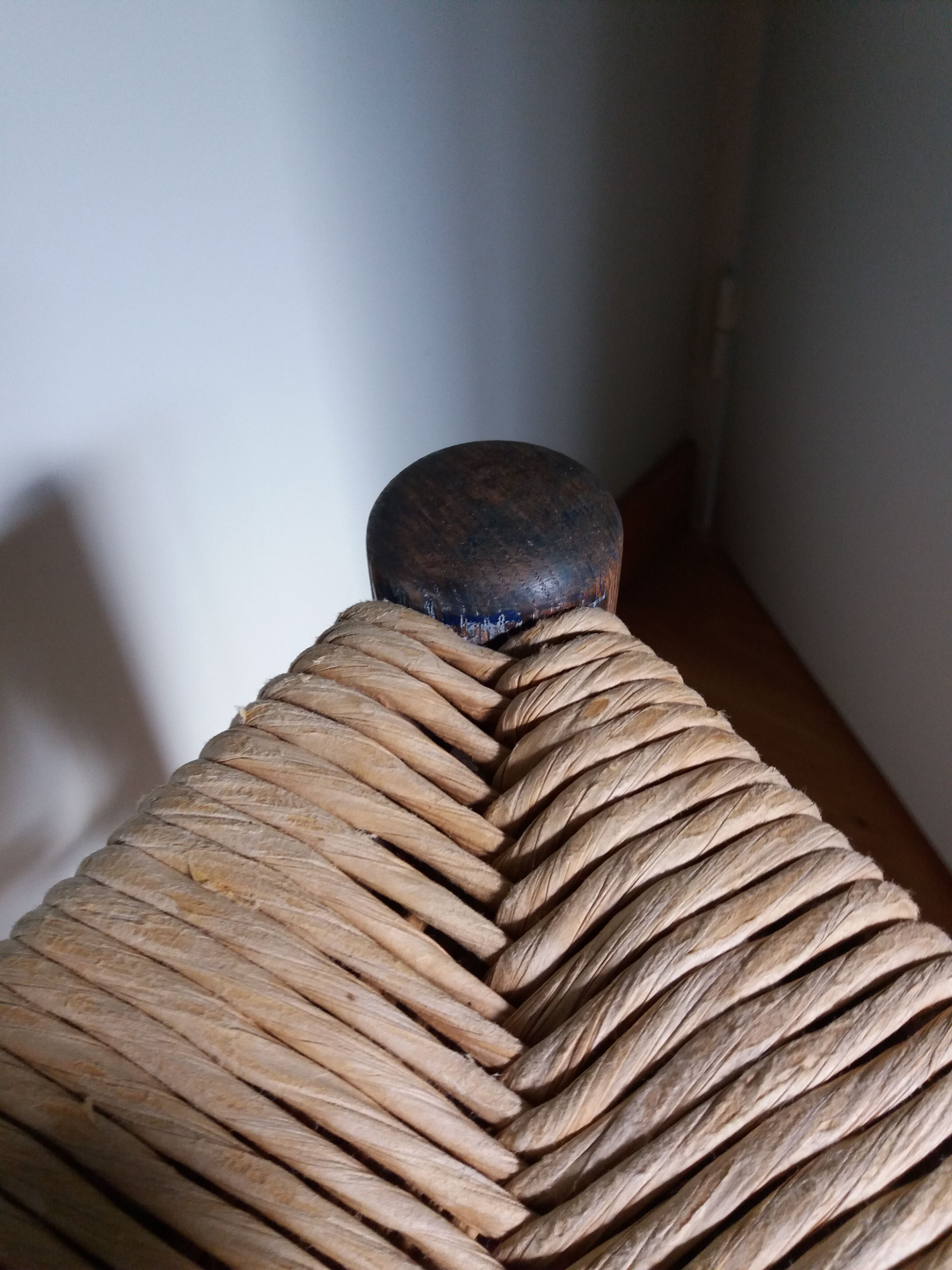 Mulched tripod stool